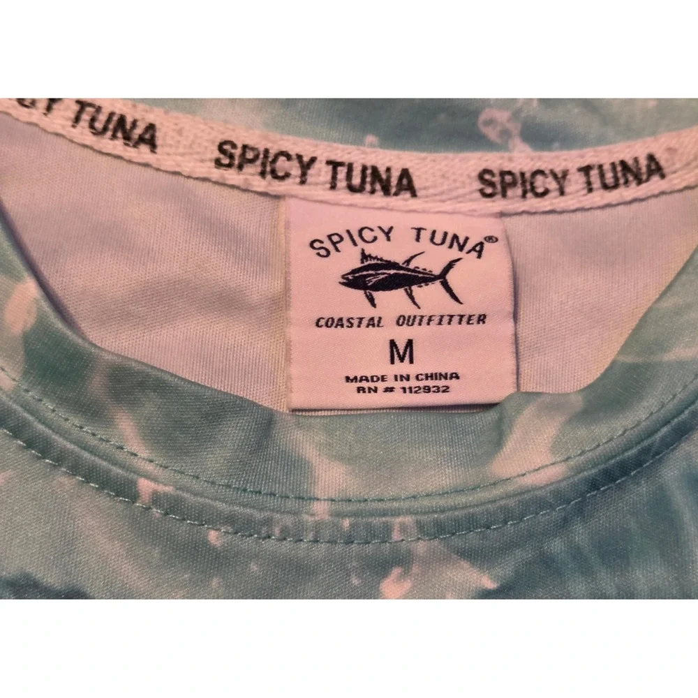 Spicy Tuna Long Sleeve Blue Marlin Graphic‎ Performance T-Shirt Mens Size Medium
